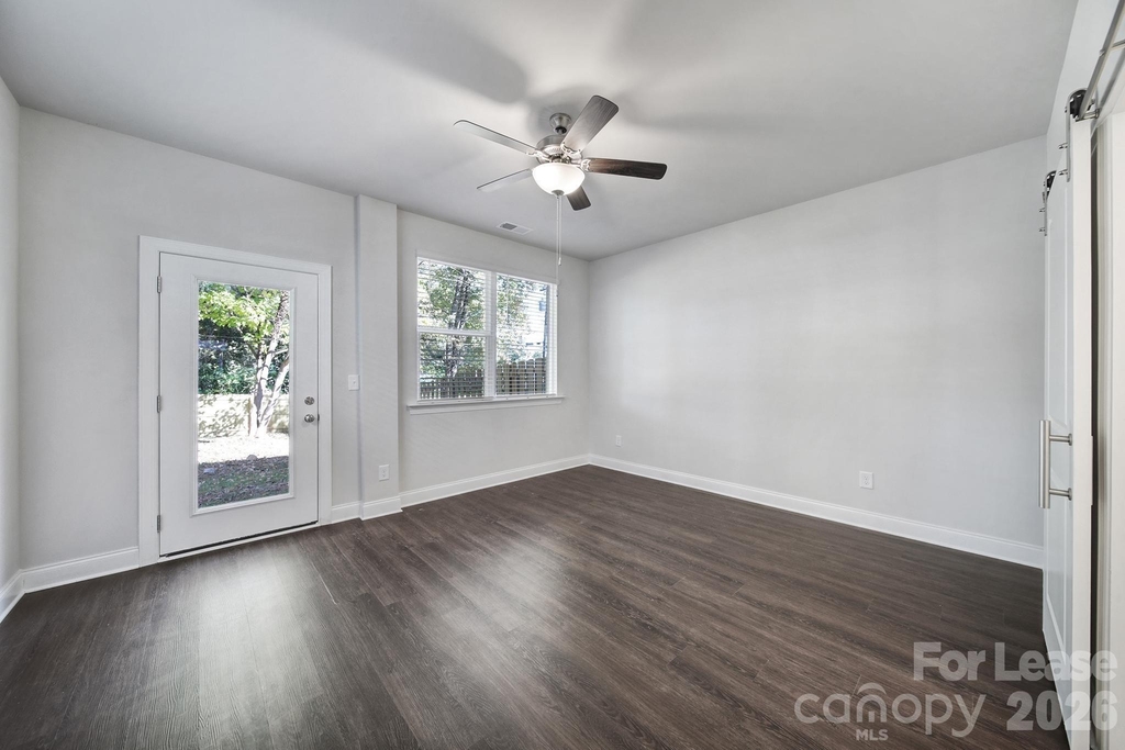 2432 Arty Avenue - Photo 5