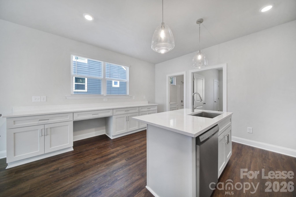 2432 Arty Avenue - Photo 11