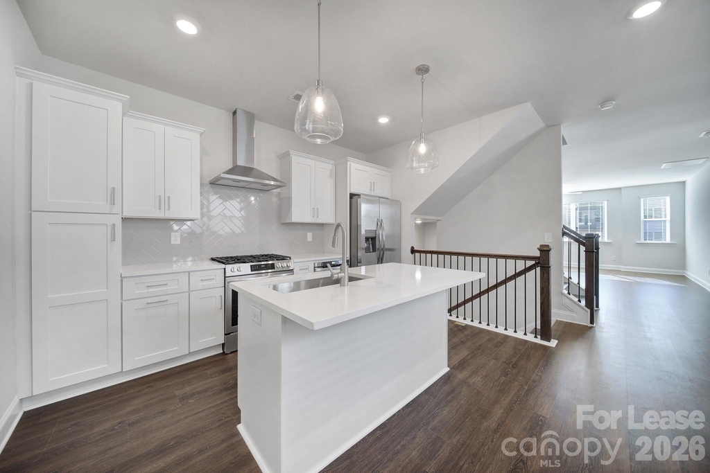 2432 Arty Avenue - Photo 10