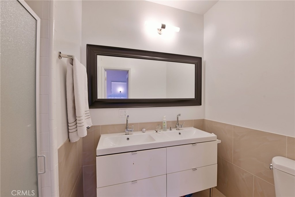 9372 W Olympic Boulevard - Photo 11
