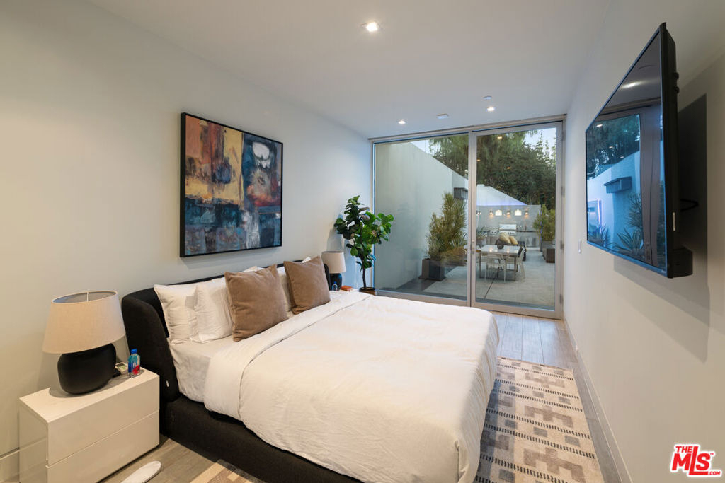 7080 W Mulholland Drive - Photo 73