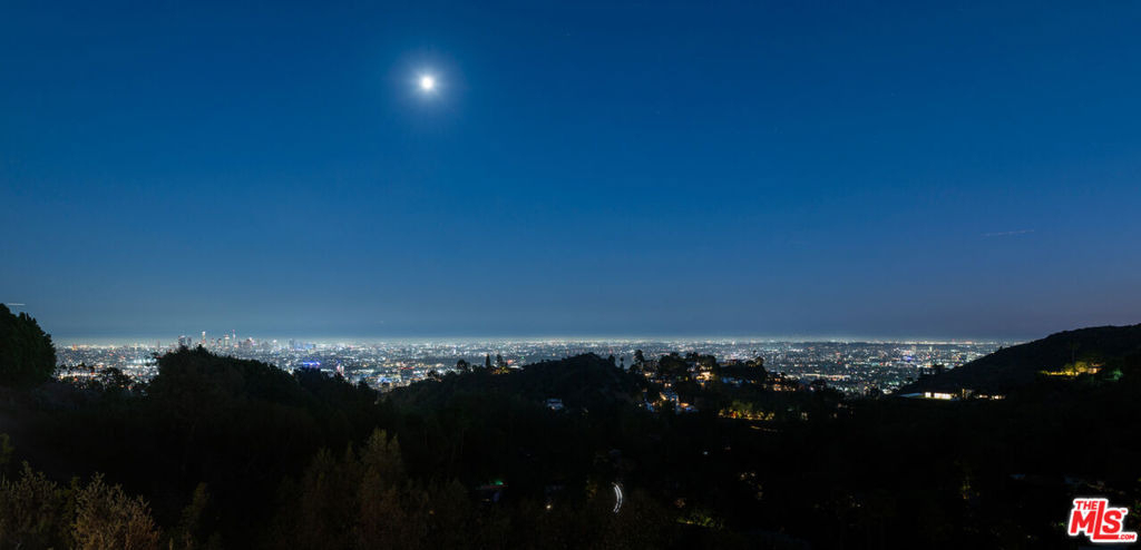 7080 W Mulholland Drive - Photo 8