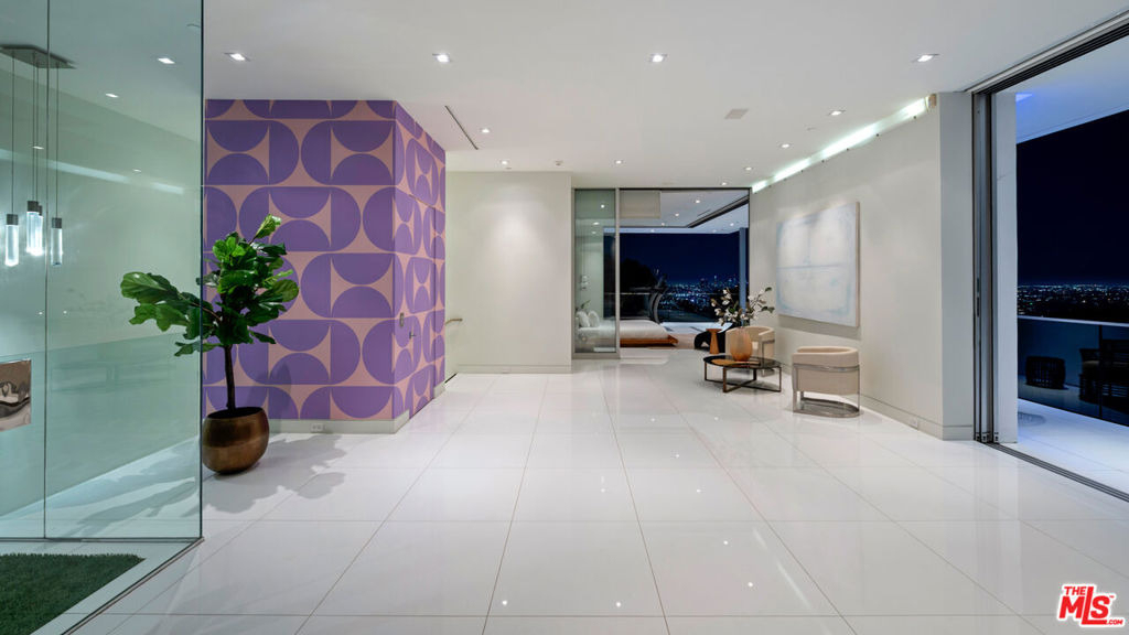 7080 W Mulholland Drive - Photo 6