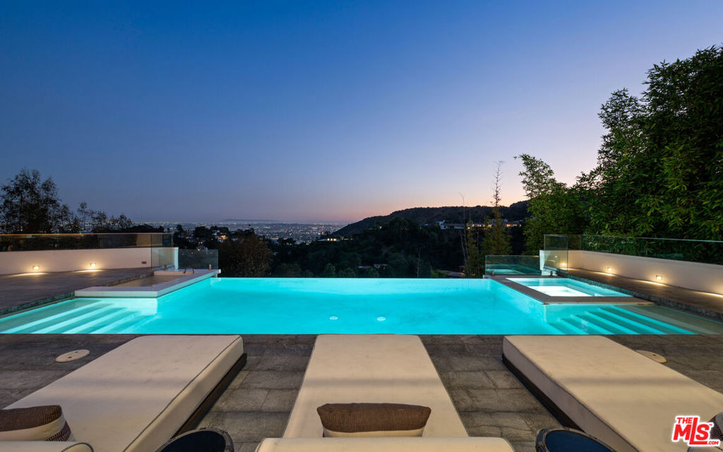 7080 W Mulholland Drive - Photo 28