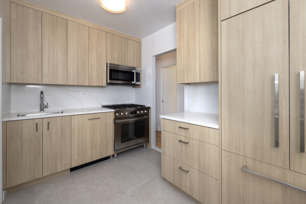 West End Avenue - Photo 1