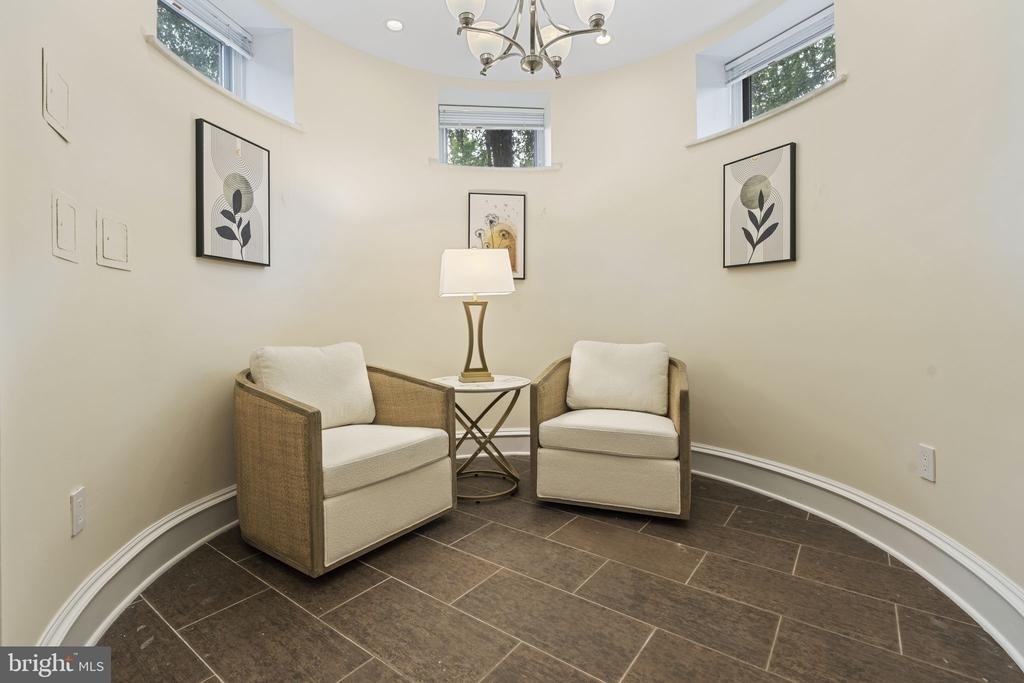 1819 10th Street Nw - Photo 16