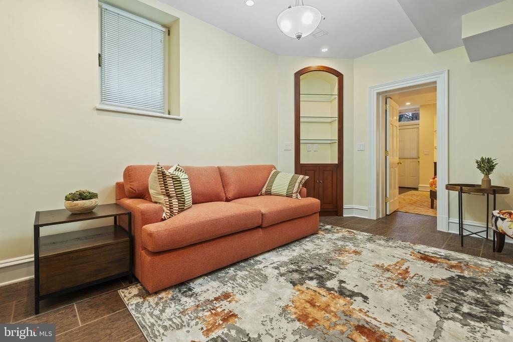 1819 10th Street Nw - Photo 31