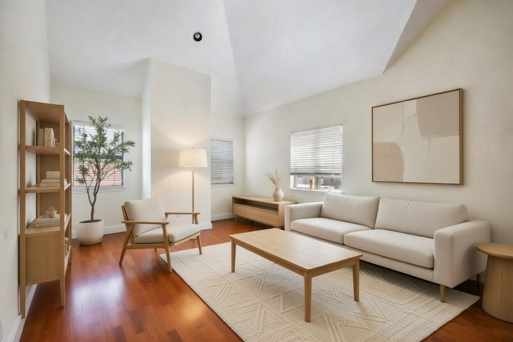 706 W 22nd St - Photo 17