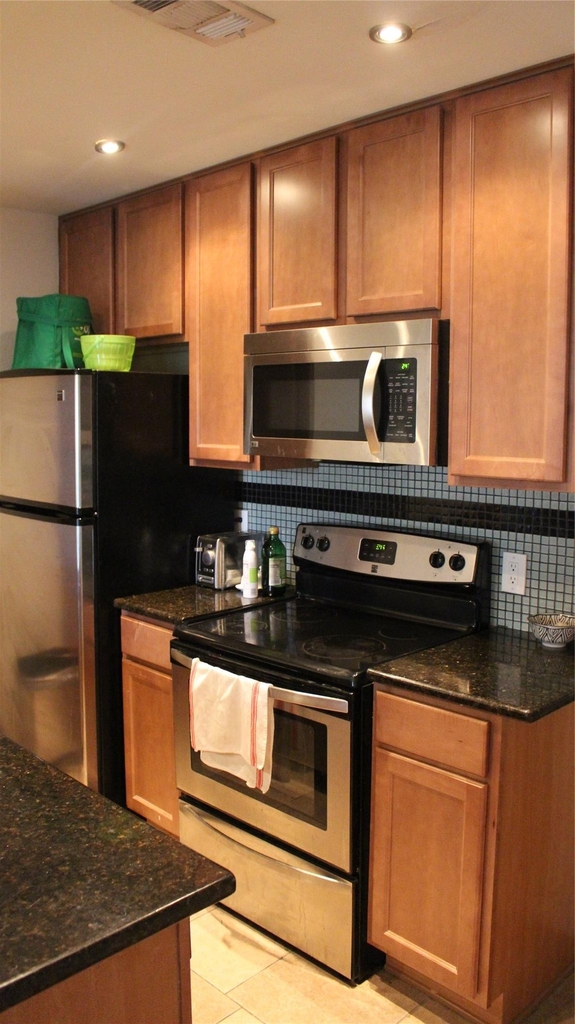 612 Park Pl - Photo 3