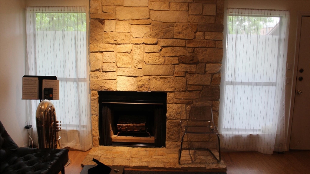 612 Park Pl - Photo 2