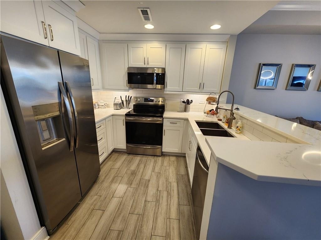 285 Centennial Olympic Park Drive Nw - Photo 2
