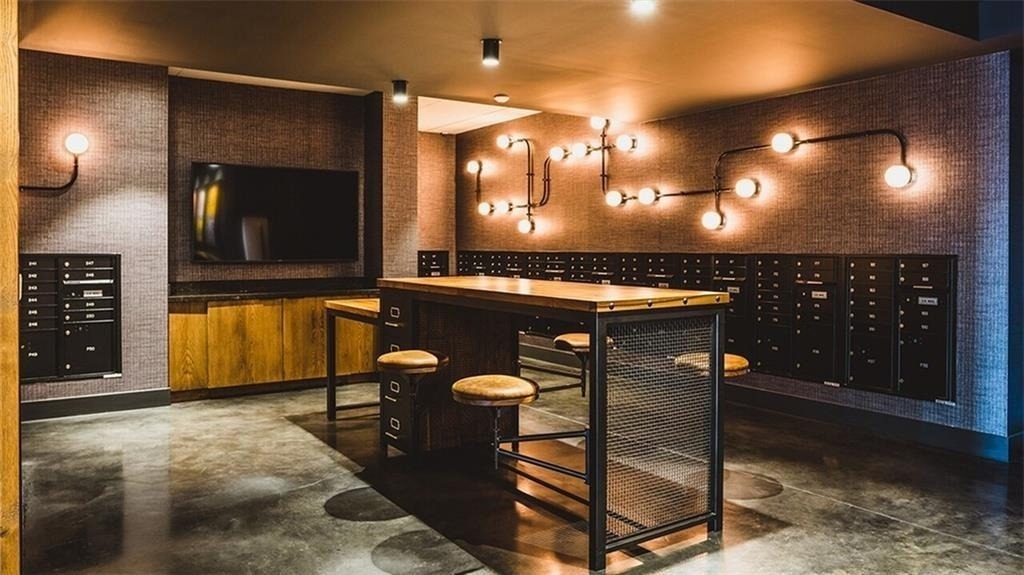 780 Memorial Drive Se - Photo 2