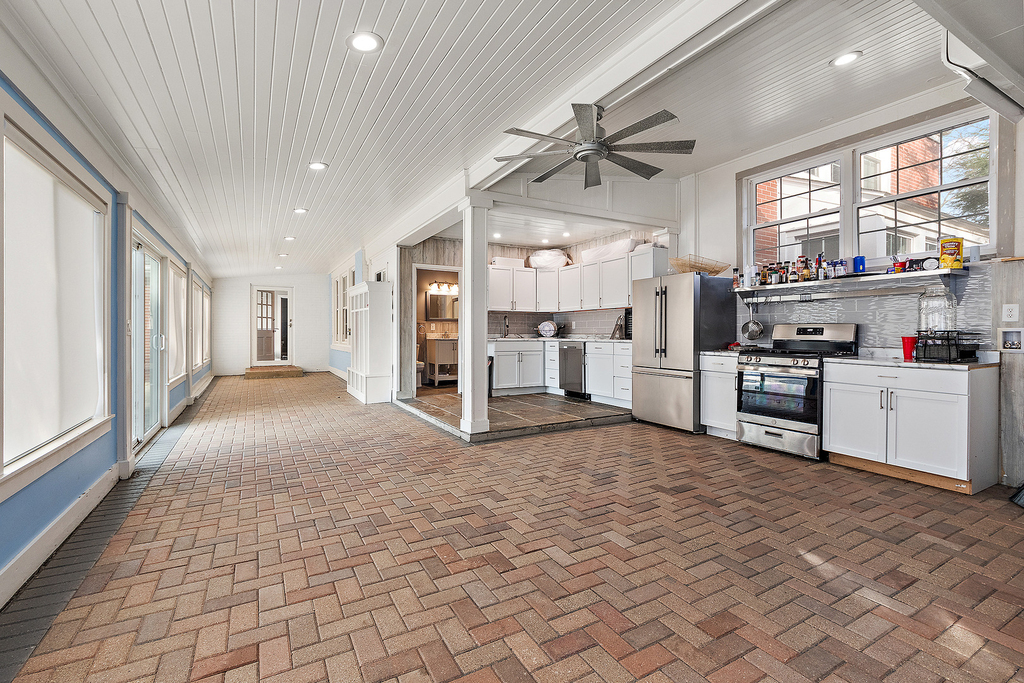 305 N Reed Street - Photo 23