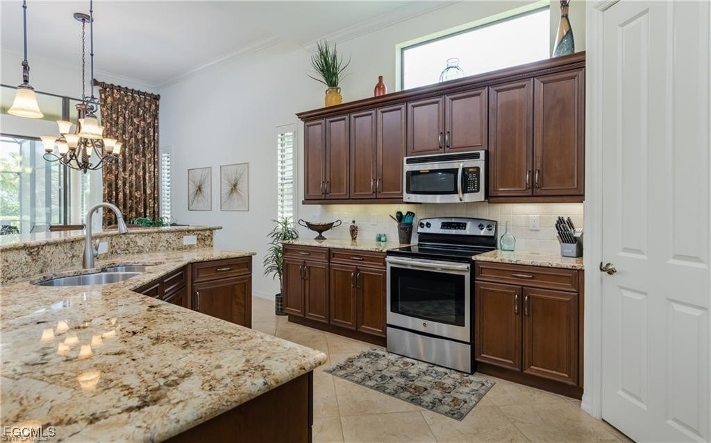 8309 Adelio Lane - Photo 6