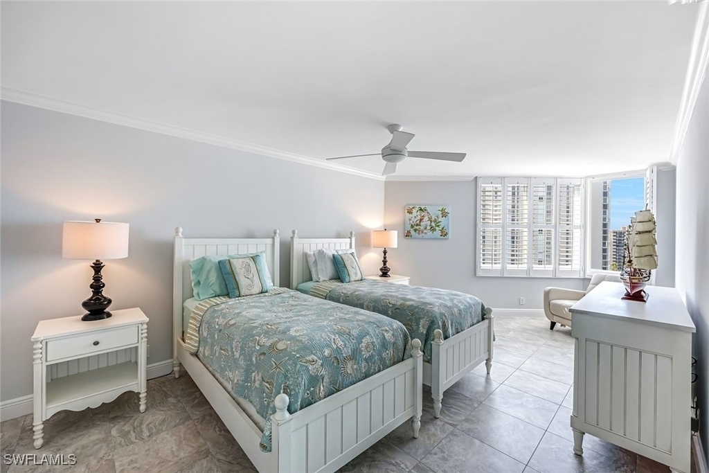 4041 Gulf Shore Boulevard N - Photo 19