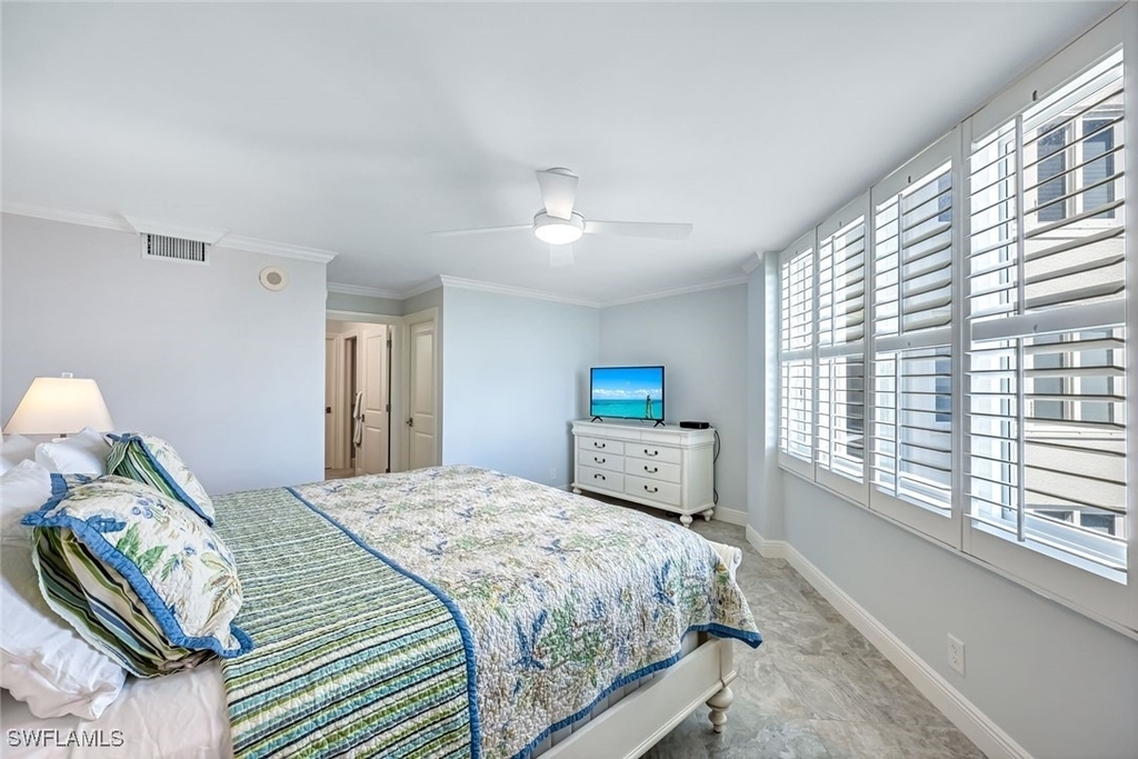 4041 Gulf Shore Boulevard N - Photo 14