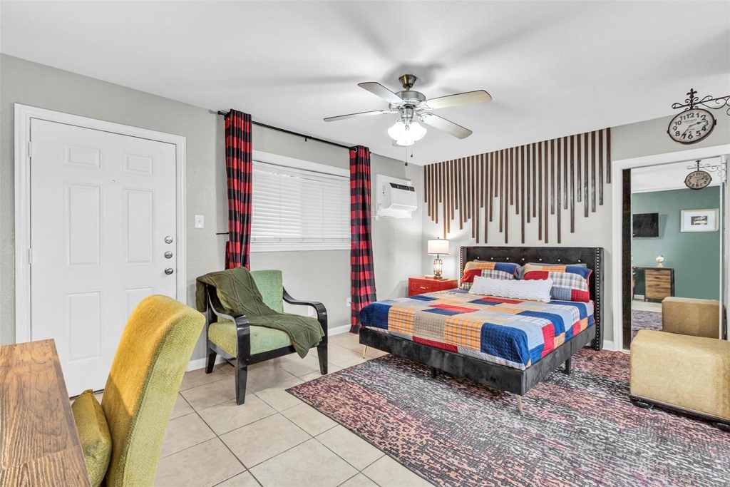 1840 Richmond Avenue - Photo 1
