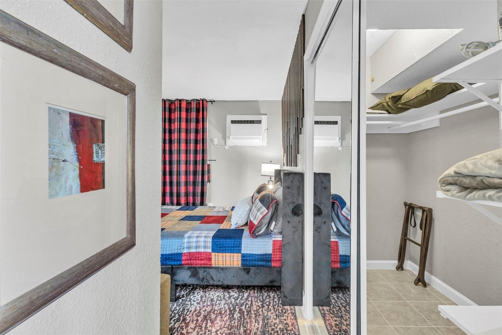 1840 Richmond Avenue - Photo 24