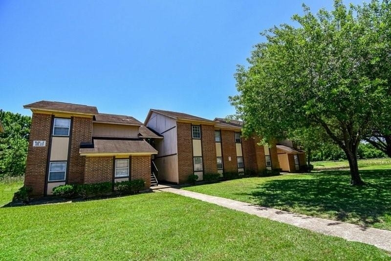 3025 Waller Street - Photo 3