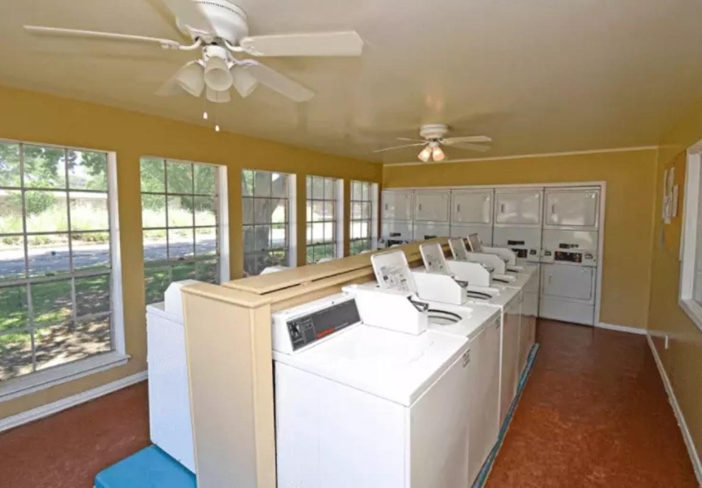 3025 Waller Street - Photo 7