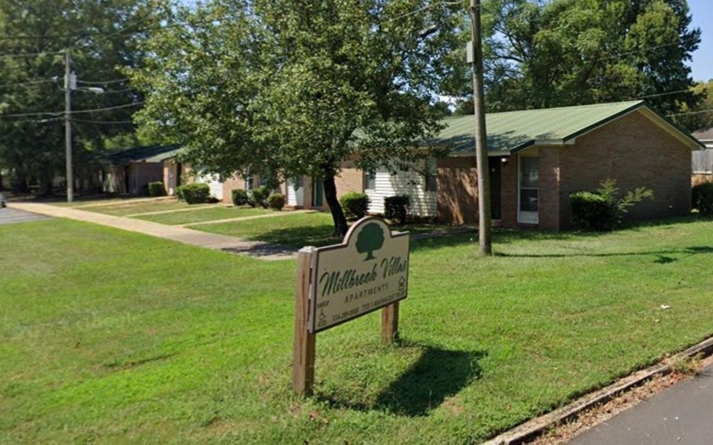386 Thornfield Dr - Photo 1