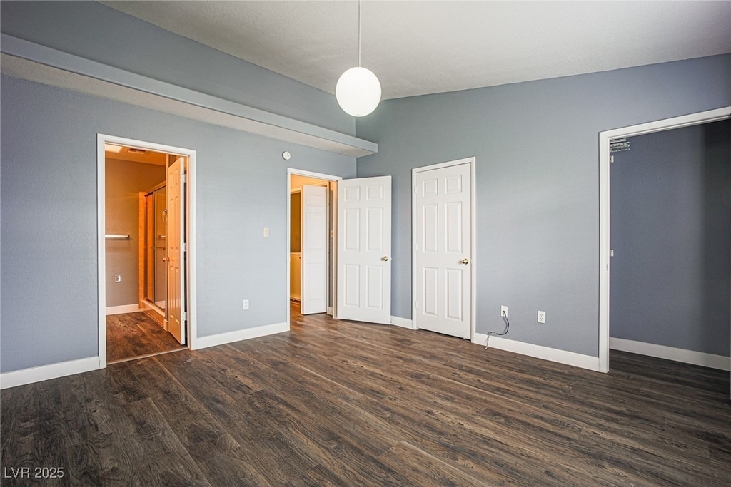 2851 S Valley View Boulevard - Photo 12