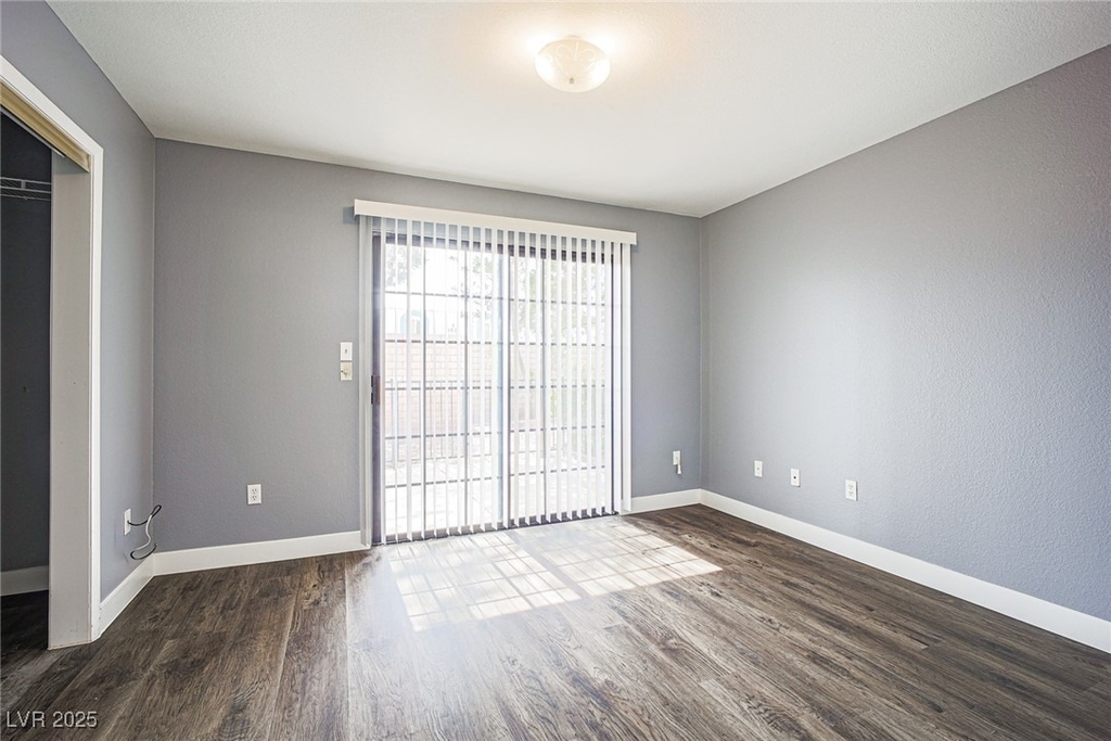 2851 S Valley View Boulevard - Photo 9