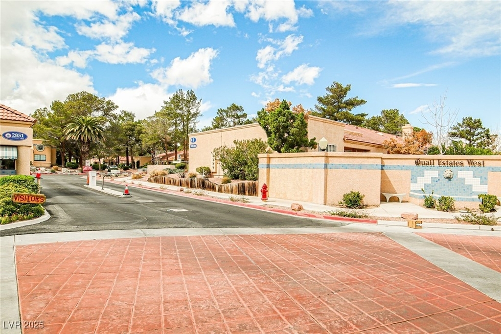 2851 S Valley View Boulevard - Photo 0