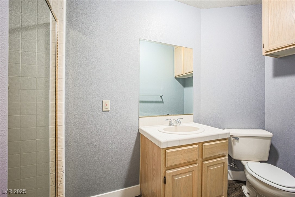 2851 S Valley View Boulevard - Photo 6
