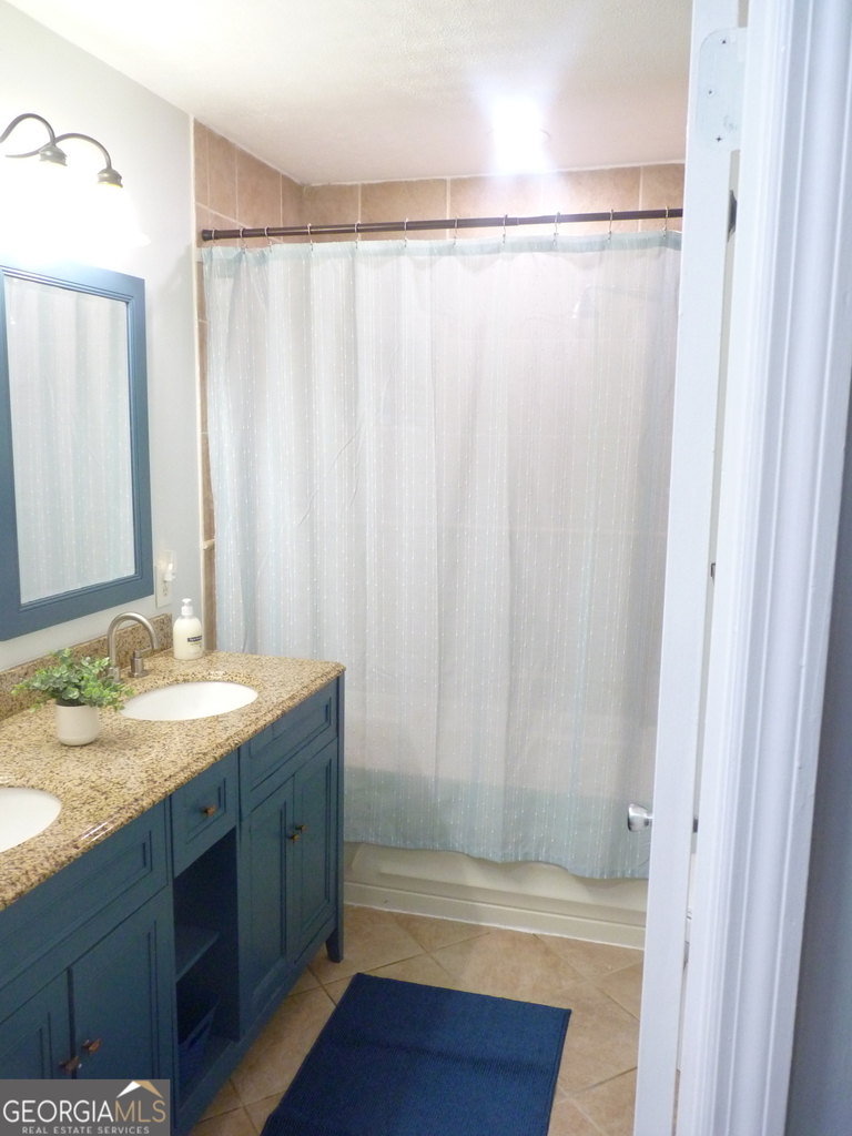 6317 Fox Chapel Drive - Photo 11