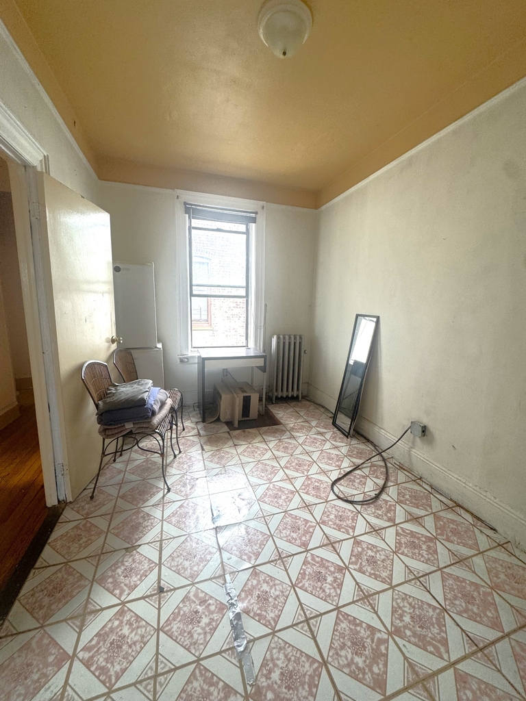 31-4 32nd Street - Photo 8