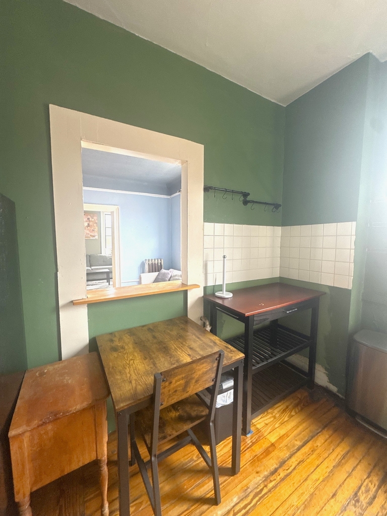 31-4 32nd Street - Photo 4