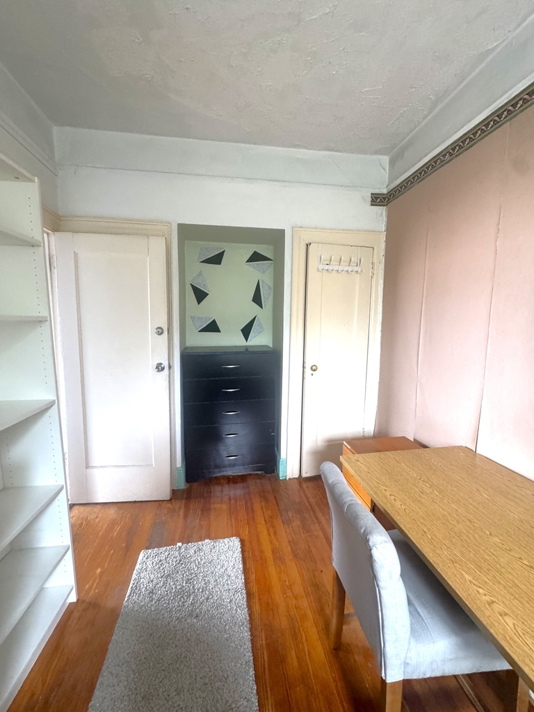 31-4 32nd Street - Photo 6