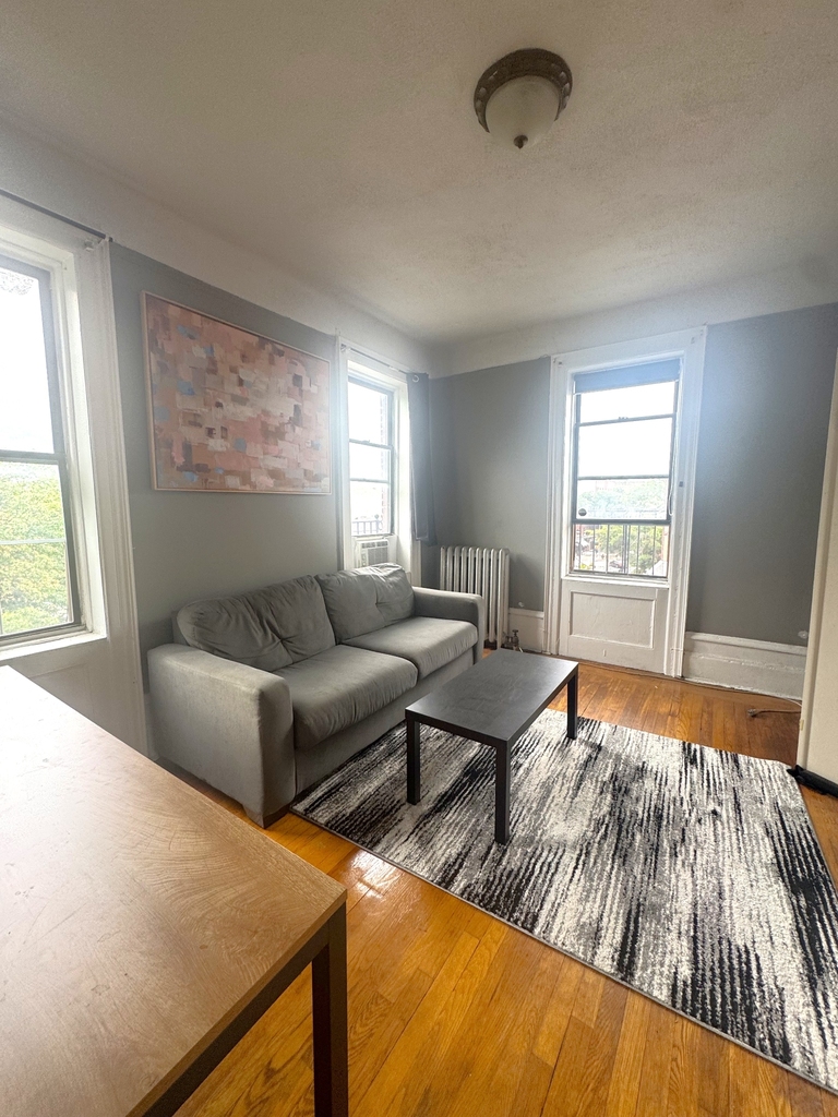 31-4 32nd Street - Photo 2