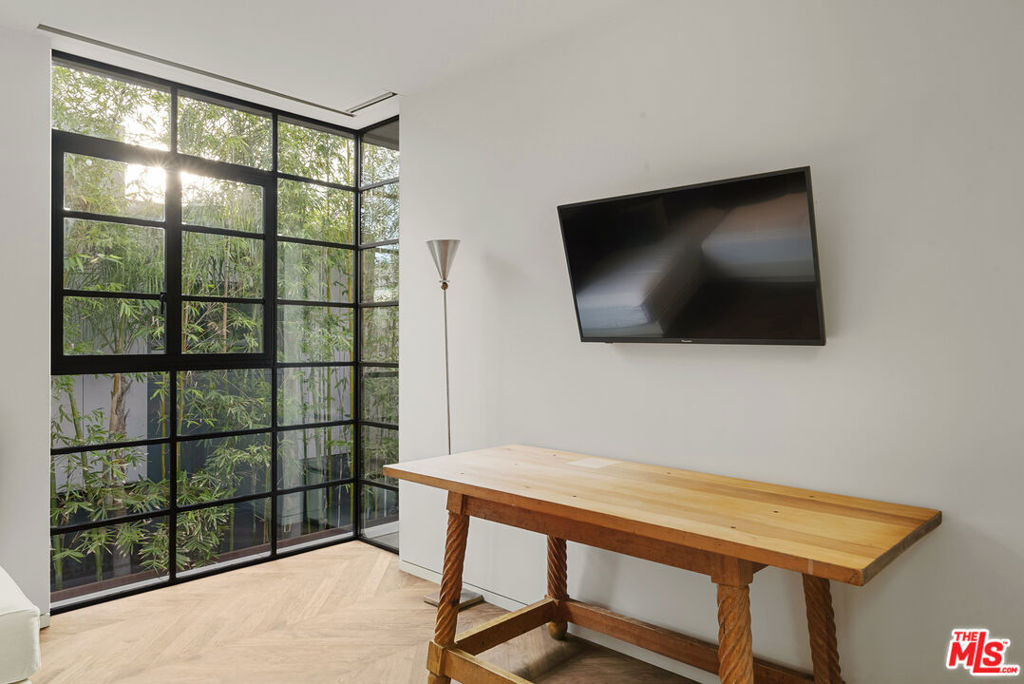 634 Milwood Avenue - Photo 32