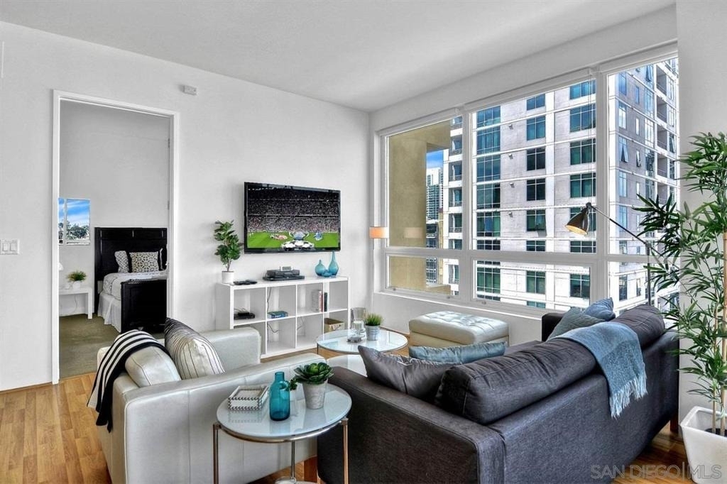 350 W Ash St - Photo 6