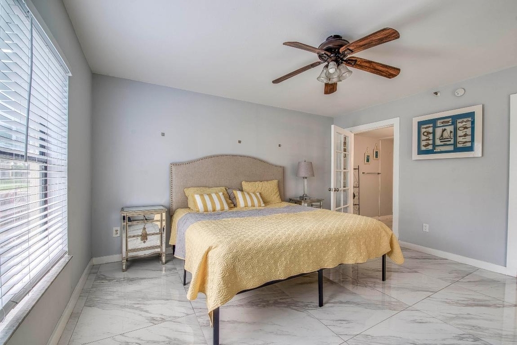 896 N Federal Highway - Photo 12