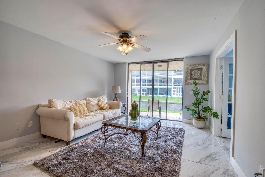 896 N Federal Highway - Photo 4