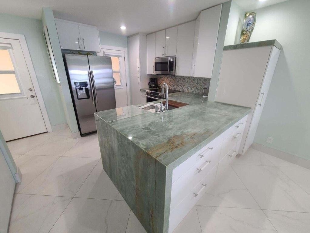3851 N Ocean Boulevard - Photo 3