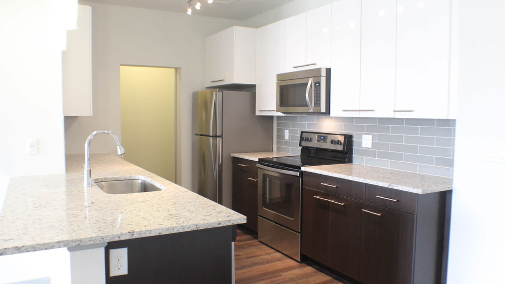 6750 E Chenango Ave - Photo 2