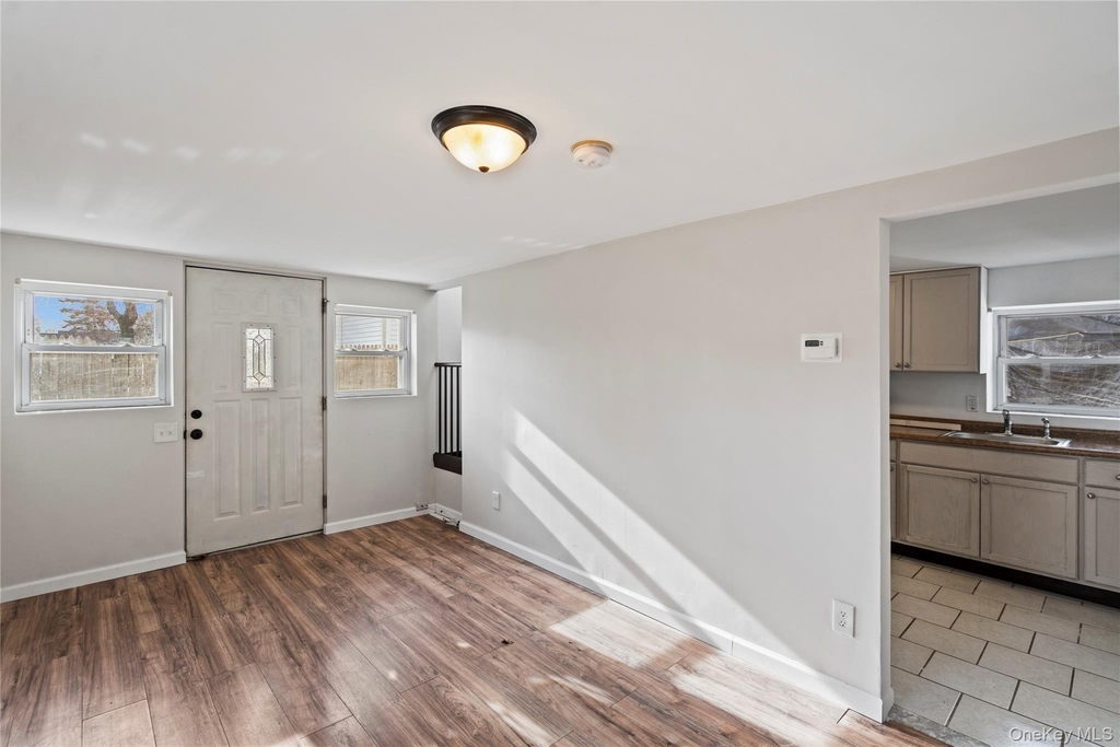 84 Pleasure Avenue - Photo 9