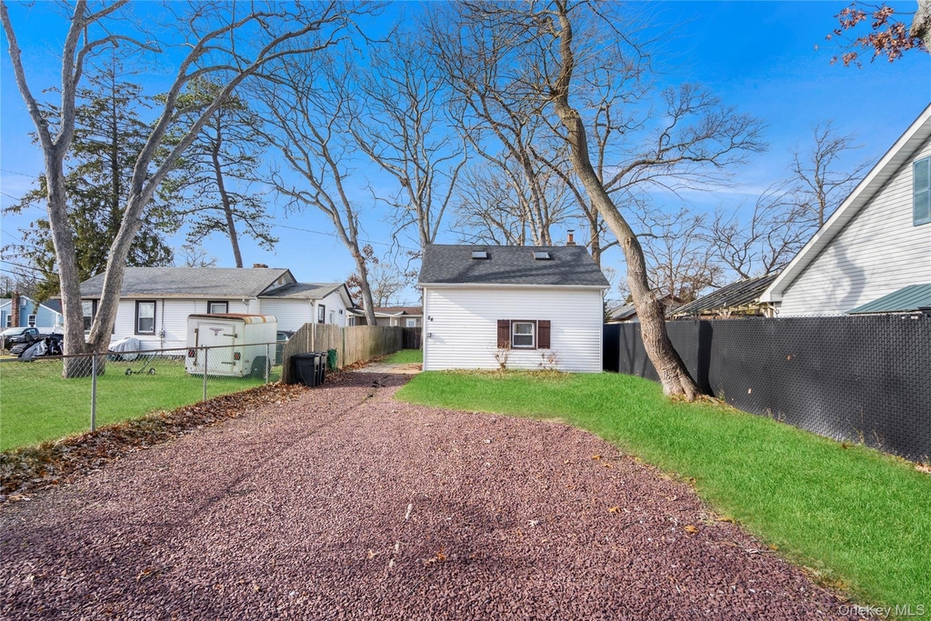 84 Pleasure Avenue - Photo 1