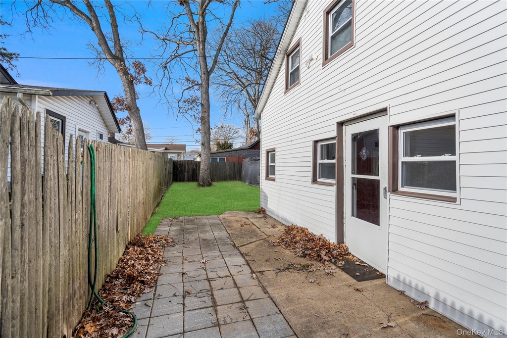 84 Pleasure Avenue - Photo 16