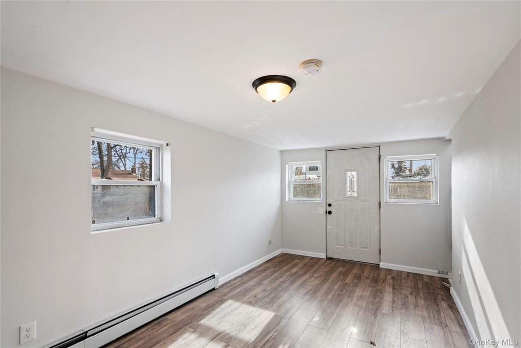 84 Pleasure Avenue - Photo 8