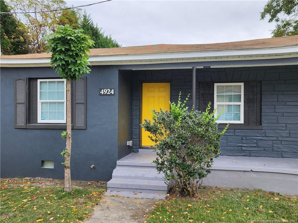 4916 Schmidt Street - Photo 0