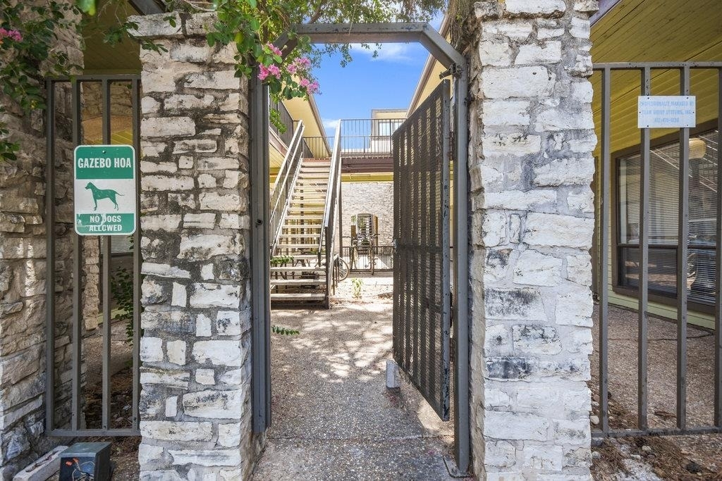2815 Rio Grande St - Photo 8
