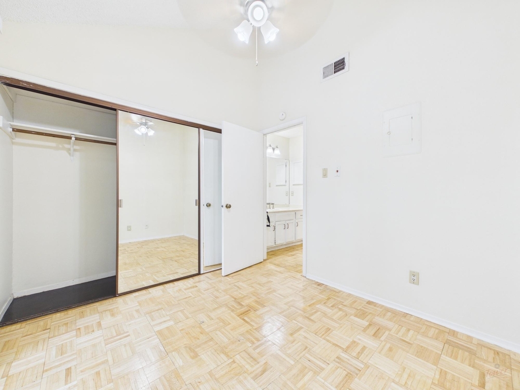 2815 Rio Grande St - Photo 13