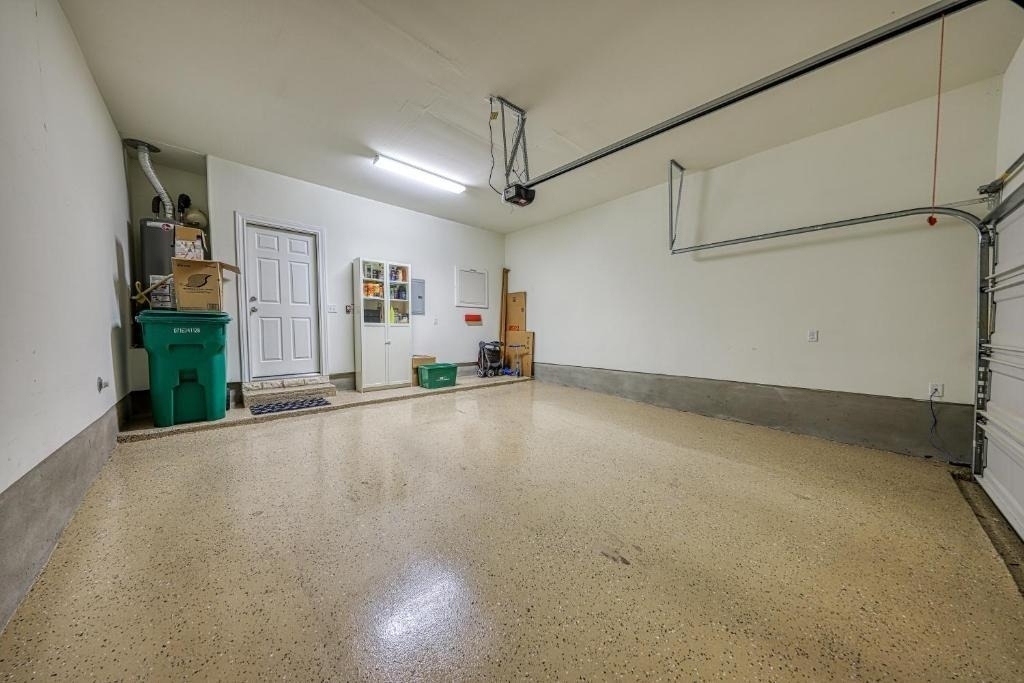 2304 S Lakeline Blvd - Photo 18