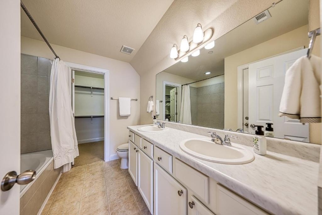 2304 S Lakeline Blvd - Photo 13