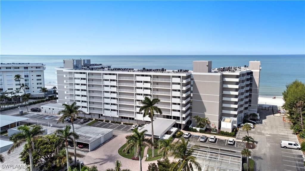 3443 Gulf Shore Boulevard N - Photo 32